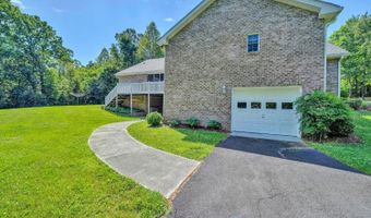 430 Watt Abbitt Rd, Appomattox, VA 24522