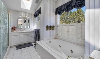 64629 Horseman Ln, Bend, OR 97703