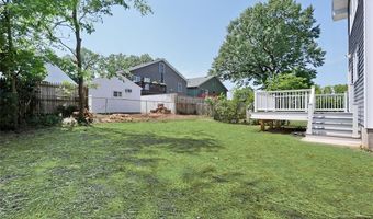 14 Byrne Pl, Bergenfield, NJ 07621