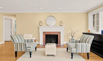 5606 WILSON Ln, Bethesda, MD 20814