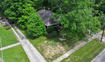 320 N Fourth St, Albion, IL 62806