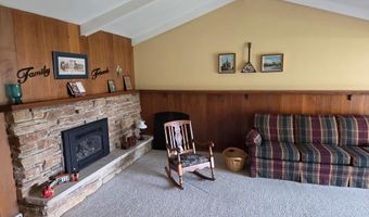 718 E LINDBERGH St, Appleton, WI 54911