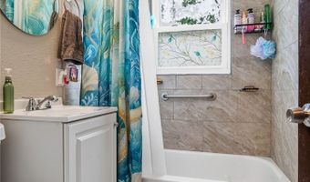 178 S Edgehill Ave, Austintown, OH 44515