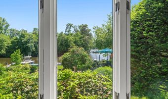 615 CANAL Ln, Annapolis, MD 21409