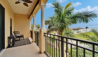 6412 MAYRA SHORES Ln, Apollo Beach, FL 33572