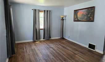 201 Ridgewood Dr, Amsterdam, OH 43903