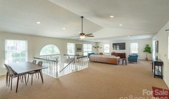 46 Foxberry Dr, Arden, NC 28704