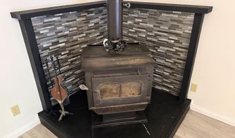 200 Watts Ln, Big Sandy, TN 38221