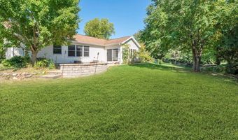721 Brentwood Ct, Algonquin, IL 60102