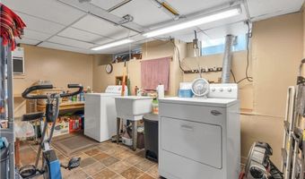 584 Lonsdale Ave, Central Falls, RI 02863