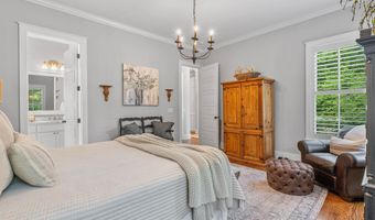 1604 Malvern Hill Dr, Camden, SC 29020