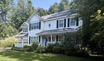 54 Muirfield Rd, Burlington, VT 05408