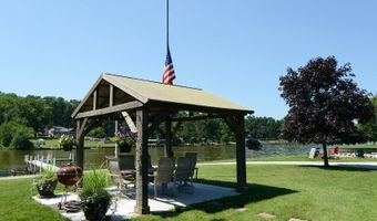 9925 Amanda Ln, Algonquin, IL 60102