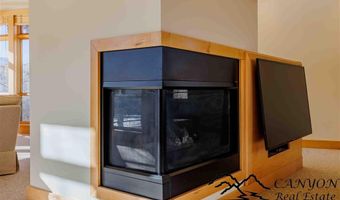 40 Castle Rock Rd, Cody, WY 82414