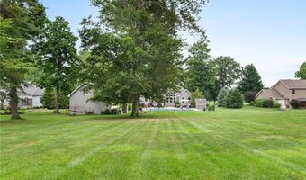 49820 Greystone Dr, Amherst, OH 44001