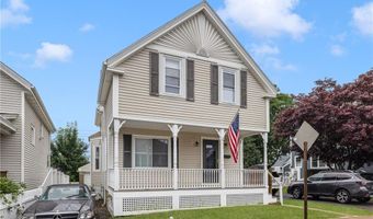 19 County St, Newport, RI 02840
