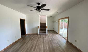 17529 St Highway U, Ava, MO 65608