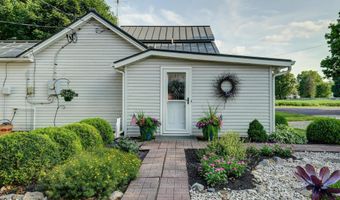 303 E 1ST St, Arcanum, OH 45304
