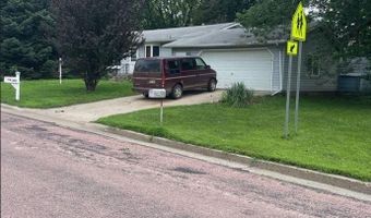 303 Lincoln Dr, Alcester, SD 57001