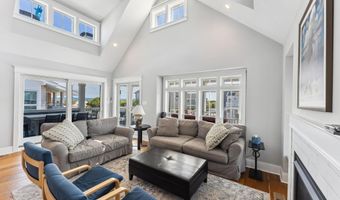 25 W 32nd St, Avalon, NJ 08202