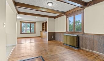 540 Longmeadow Rd, Amherst, NY 14226