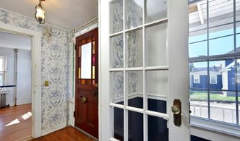 55 Mt Hope Ave, Bristol, RI 02809