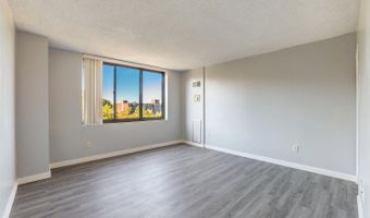 5500 HOLMES RUN Pkwy 601, Alexandria, VA 22304