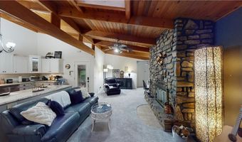 12 Branston Cir, Bella Vista, AR 72714