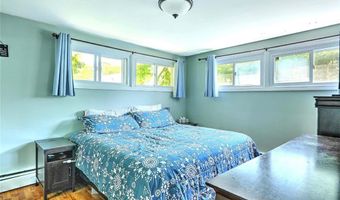 92 Chatworth Ave, Warwick, RI 02886