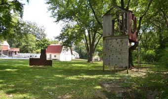 409 E. Elm St, Albion, IL 62806