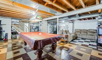8634 Allen Rd, Allen Park, MI 48101