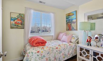 9976 N OAK Rd W, Cedar Hills, UT 84062