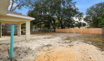 518 BENNETT St, Auburndale, FL 33823