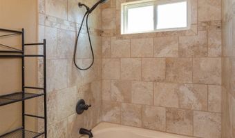 612 610 W Grand Ave, Artesia, NM 88210