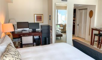 223 Saratoga Rd 2001, Honolulu, HI 96815