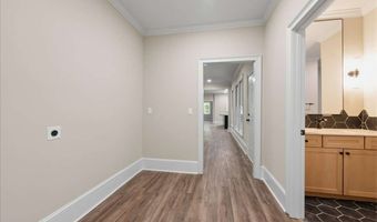 1350 Allgood Rd, Athens, GA 30606