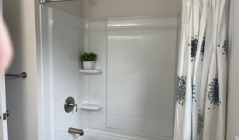 24 N LOGAN Ave, Audubon, NJ 08106