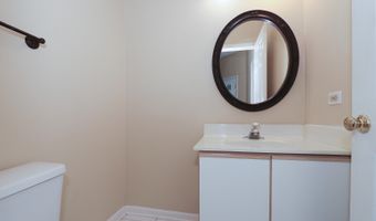 1379 Grandview Ct, Algonquin, IL 60102