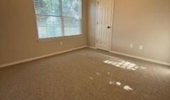 1210 SW Apache Dr, Bentonville, AR 72712