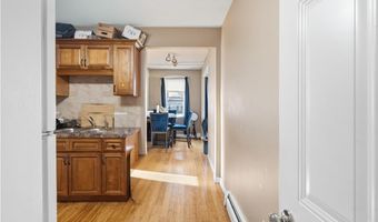 620 Killingly St, Johnston, RI 02919