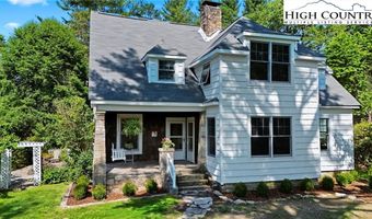 140 Library Ln, Banner Elk, NC 28604