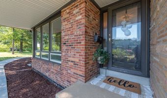 7041 CINDY Ln, Annandale, VA 22003
