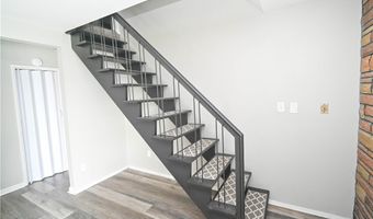 446 S Edgehill Ave, Austintown, OH 44515