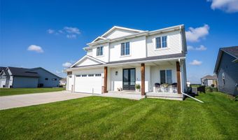 3338 9th Ave SW, Altoona, IA 50009