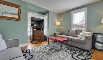 12 Maple St, Bath, ME 04530