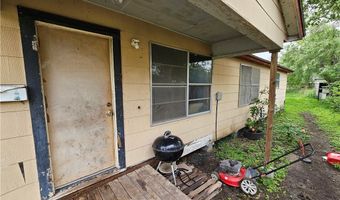 742 W 1st St, Alice, TX 78332
