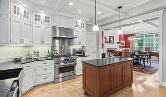 150 Brick Mill Rd, Bedford, NH 03110