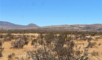 1 Del Oro Rd, Apple Valley, CA 92308