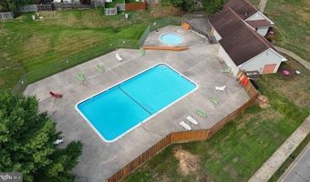 42 HERITAGE Dr, Dover, DE 19904