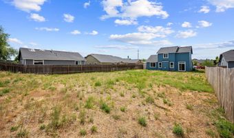 529 S Solar St, Airway Heights, WA 99001